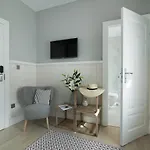 Blekit By Dorota Szelagowska Bed & Breakfast