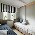 Blekit By Dorota Szelagowska Bed & Breakfast