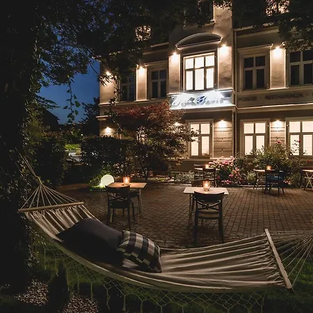 Blekit By Dorota Szelagowska