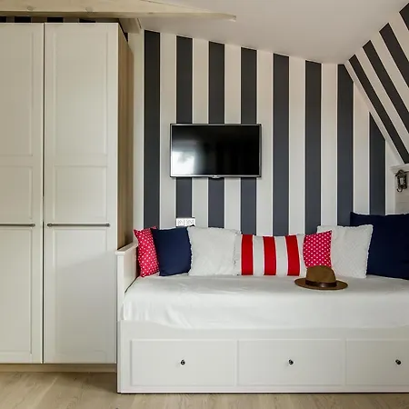 Oda ve Kahvaltı Blekit By Dorota Szelagowska