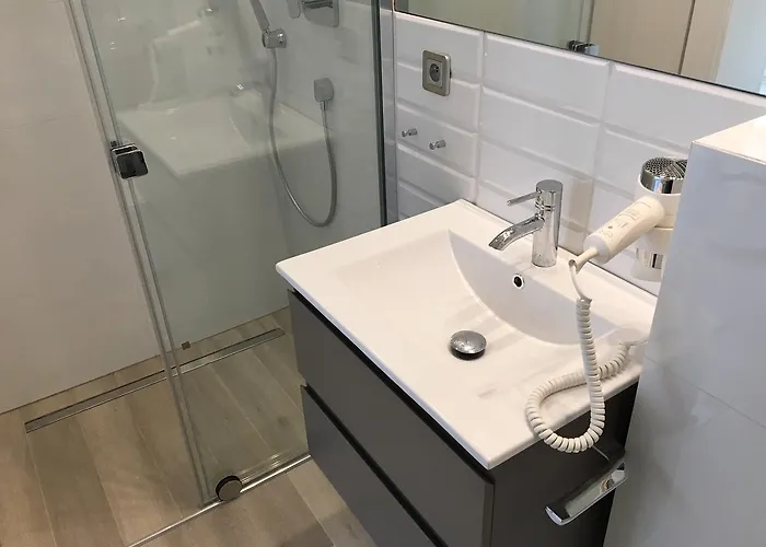 Couette-café Blekit By Dorota Szelagowska 3*