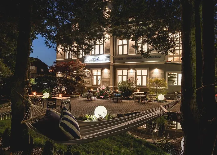 Couette-café Blekit By Dorota Szelagowska