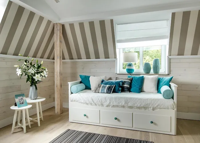 Blekit By Dorota Szelagowska